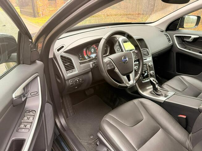 Volvo XC 60 2.0T5 245KM Automat 2015r. LED Skóra Panorama Blis Virtual Kamera