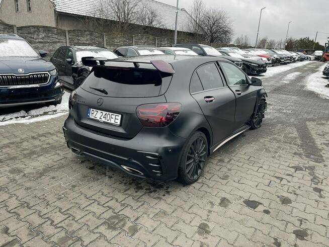 Mercedes A 160 AMG Line Automat Skóra Czujniki parkowania Panorama