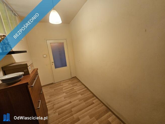 Przestronna kawalerka 37 m² z widokiem na park, w cichym bloku z cegły.