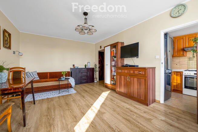 Ustawna, słoneczna kawalerka