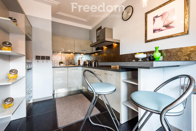 Dwupoziomowy apartament z tarasem - Osiedle Ptasie