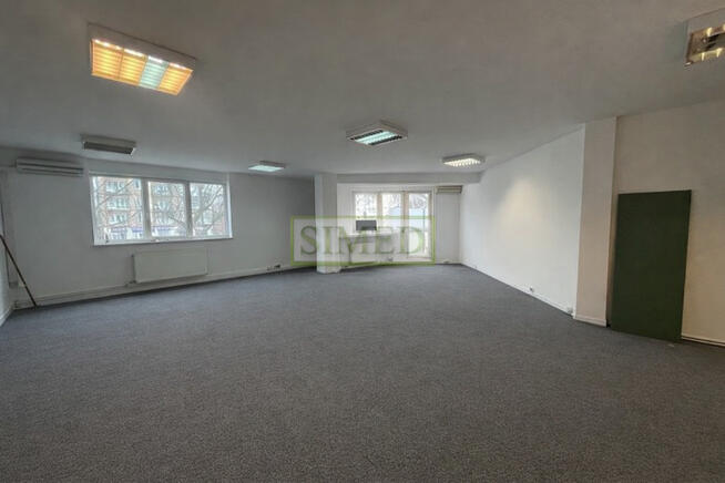 Biurowiec,przy stacji metra,dostęp 24h , ochrona