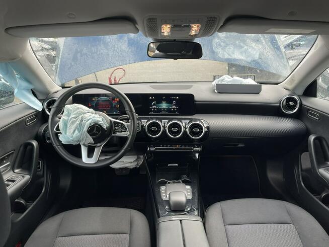 Mercedes CLA 180 ShootingBrake Automat Podgrzewanie Kamera Klimatronik