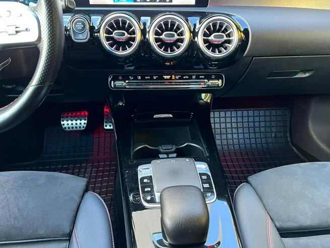 Mercedes CLA 180 CLA180 Automat AMGLine Panorama Matrix Kamera Zarejestrowany