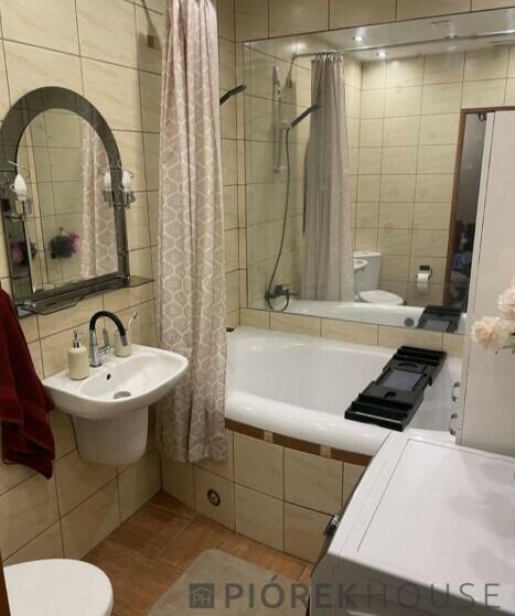 4-pokojowe mieszkanie w Markach