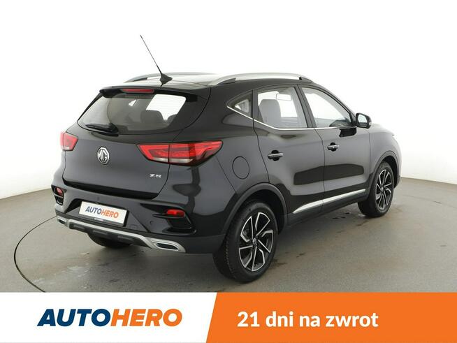 MG ZS Luxury automat niski przebieg skóra navi grzane fotele LED