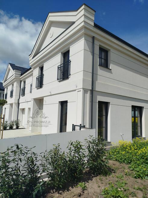 WILLOWY DOM Z OGRODEM I GARAŻEM -stylowa architektura - Cesarzowice