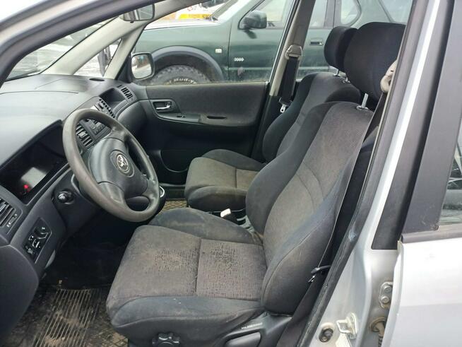 Toyota Corolla Verso 2.0 D-4D 90km 03r