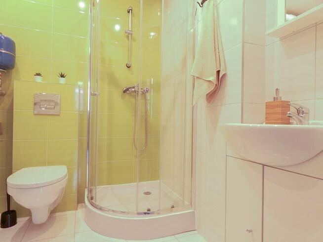 Jasny pokój z Internetem, Pleszowska 8A