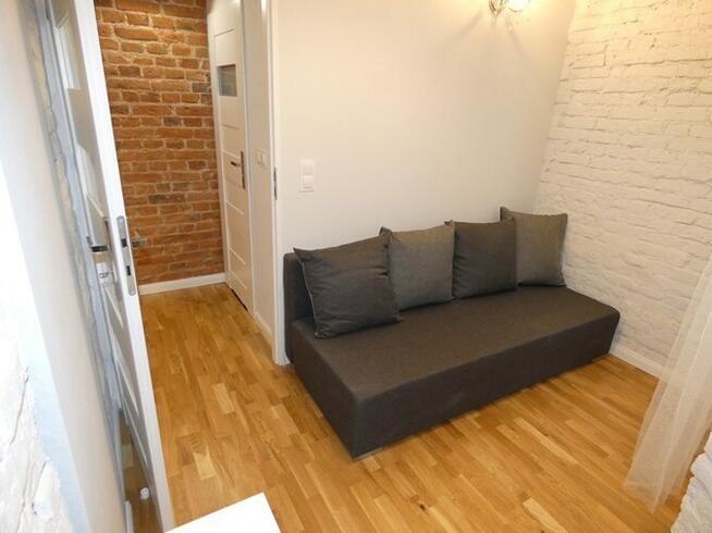 2 pokoje, świetna lokalizacja, 6 Sierpnia 37