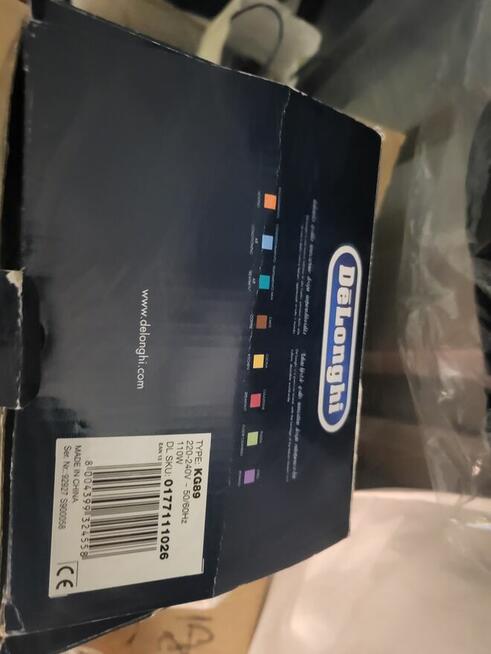 Młynek do kawy DeLonghi