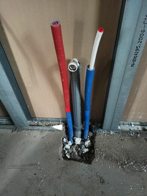 Szukam pracy jako pomocnik hydraulika/elektryka/budowlany