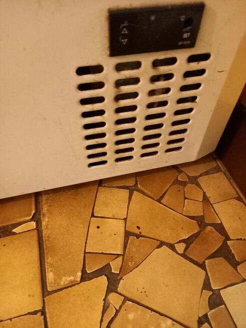 Szafa chłodnicza 320 L używana, sprawna.