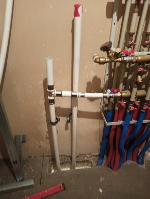 Szukam pracy jako pomocnik hydraulika/elektryka/budowlany