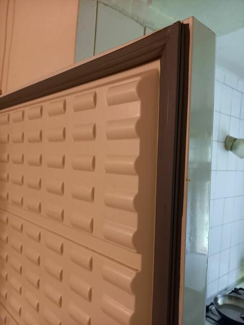 Szafa chłodnicza 320 L używana, sprawna.