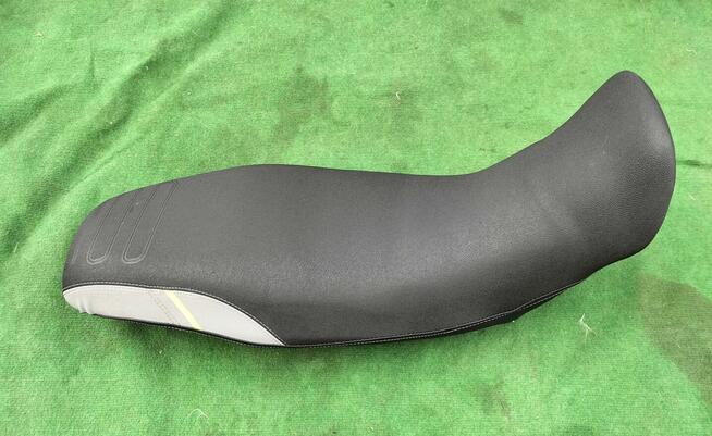 CF MOTO 450MT siedzenie zółty pasek