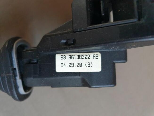 Dźwignia kierunkowskazów Ford Mondeo