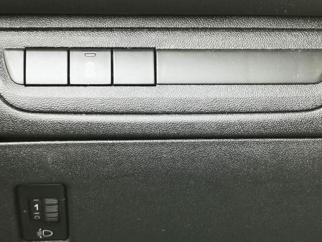 Hatchback 5d 1.0 VTI 68KM, Klimatyzacja, Manual, Czujniki pa