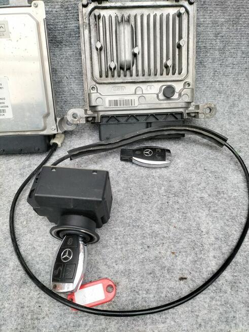 Mercedes W212 W204 CDI sterowniki silnika A6511500126 zestaw