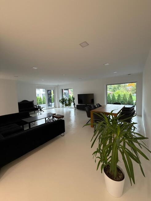 Nowoczesny dom w wysokim standardzie blisko natury