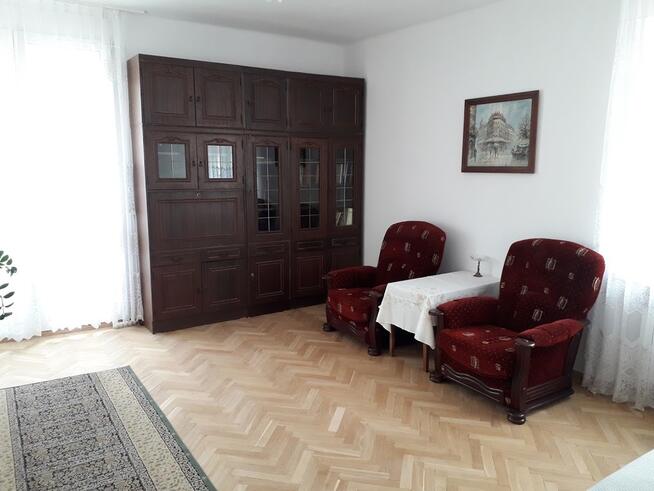 2 POKOJOWE ROZKŁADOWE Z WIDNĄ KUCHNIĄ NA ŻOLIBORZU