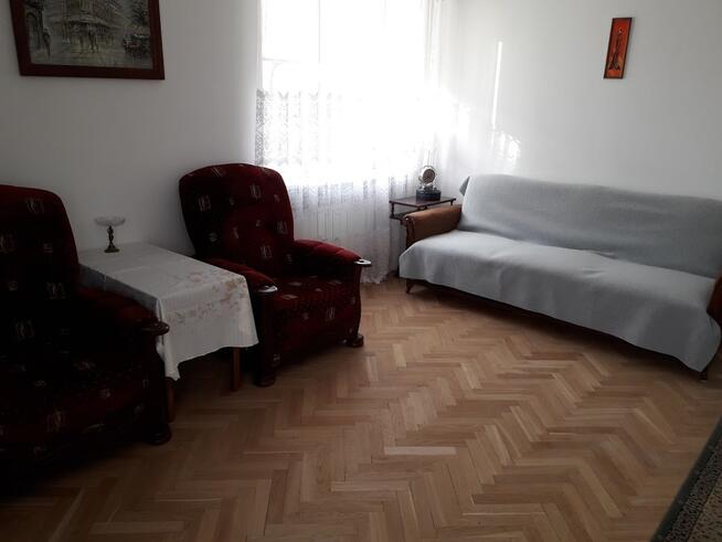 2 POKOJOWE ROZKŁADOWE Z WIDNĄ KUCHNIĄ NA ŻOLIBORZU