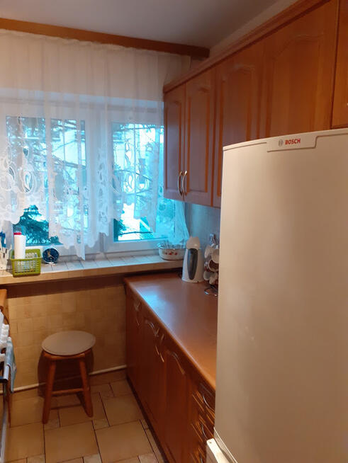 2 POKOJE ROZKŁADOWE Z WIDNĄ KUCHNIĄ I BALKONEM