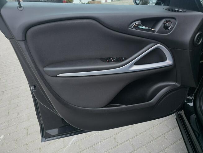 Opel Zafira 1.4 140PS Benzyna Navi LED Xenon 7 Osobowy Gwarancja
