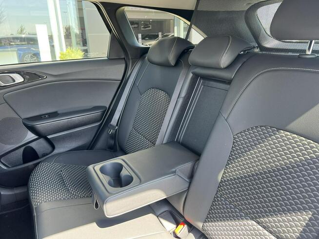 Kia Cee'd TRIBUTE + felgi 17" biała perła