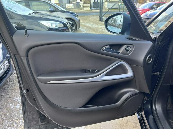 Opel Zafira 2.0 1wł Klima BAgaznik Rowerowy El szyby Stan BDB BEzwypadk OPłacony