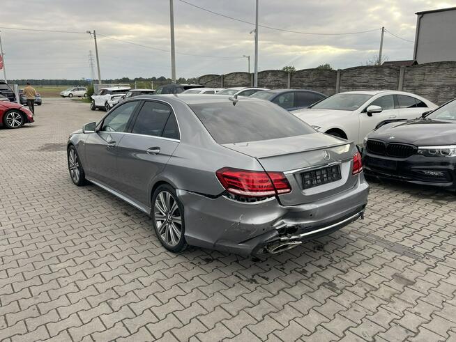 Mercedes E 250 AMG Line 4Matic Skóra Automat Kamera Podgrzewanie HAK
