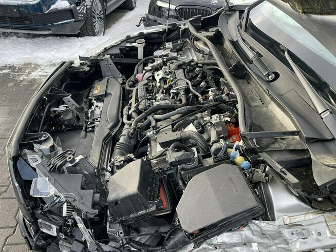 Toyota Corolla Cross Hybryda Automat Skóra Kamery360 Podgrzewanie Virtual cockpit 197KM