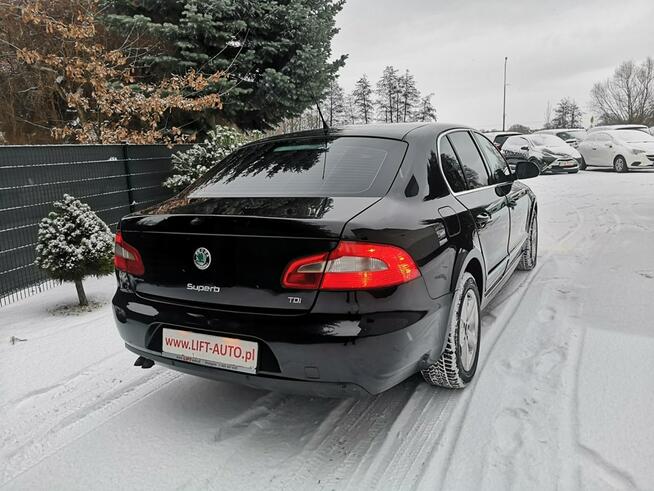 Škoda Superb 1,9 TDI 105 KM Klimatr Tempomat ALU Partronik Sensory