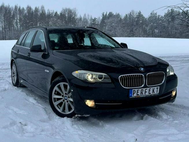 BMW 520 F10 F11 2.0 D 184 KM Automat BIXENON Duża NAVI Pół SKÓRY Serwis HAK !