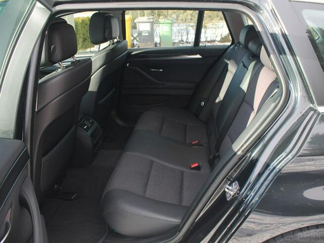 BMW 520 F10 F11 2.0 D 184 KM Automat BIXENON Duża NAVI Pół SKÓRY Serwis HAK !