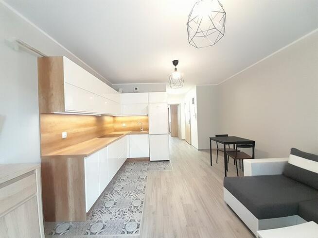 Karoliny 7, Bogucice, jasne 2 pokoje