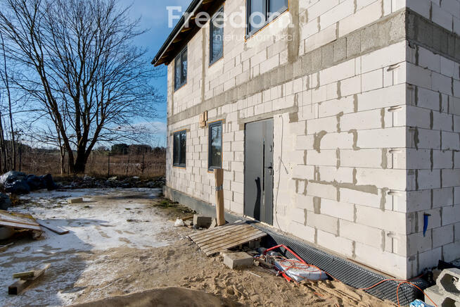 Dom dla rodziny w stanie deweloperskim