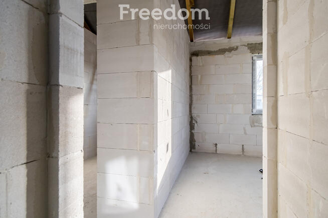 Dom dla rodziny w stanie deweloperskim