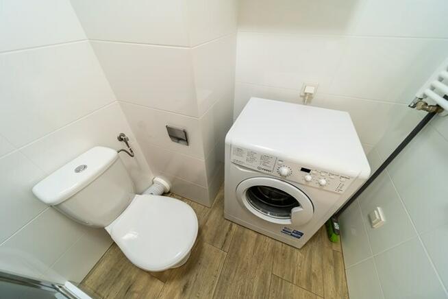 Kawalerka z balkonem + mp w garażu- Kowalczyka 1