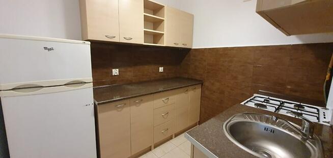 2 pokoje blisko dw. PKP i PKS-1905 roku 52A, Borki