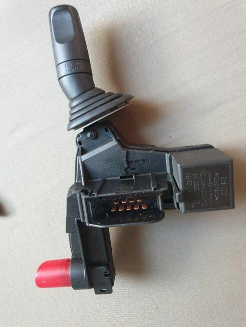 Dźwignia kierunkowskazów Ford Mondeo