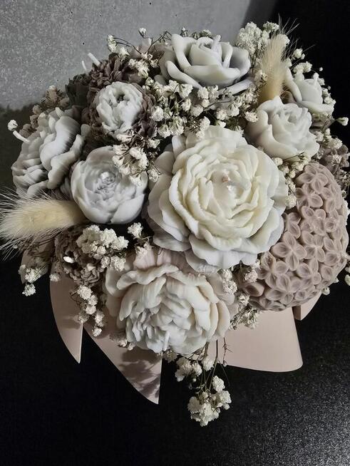 Flowerbox ze świec - prezent idealny