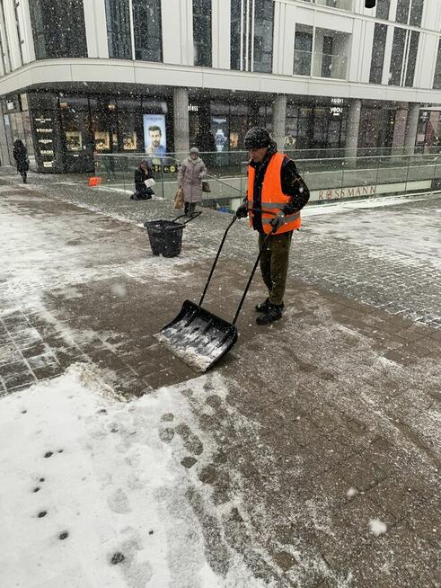 Odśnieżanie 24/7 – Warszawa i okolice