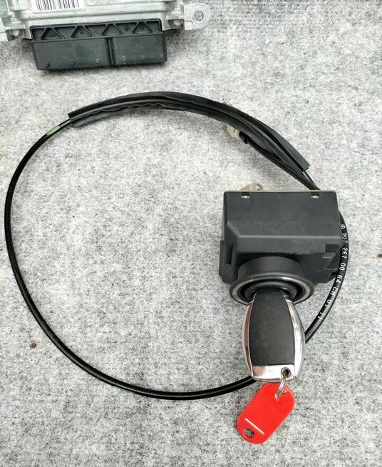 Mercedes W212 W204 CDI sterowniki silnika A6511500126 zestaw