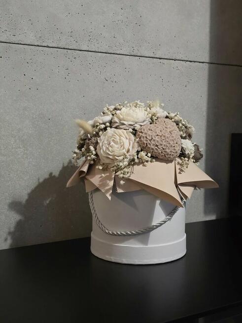 Flowerbox ze świec - prezent idealny