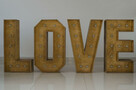 DREWNIANY napis LOVE z żarówkami LED retro 120 cm - 5