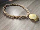 Stylowy naszyjnik wisior muszla na lnianym plecionym sznurku - 4