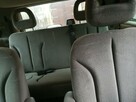 Chrysler Voyager uszkodzony 2002 r. - 7