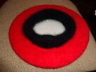 Czerwony beret z angory z paskiem nowy - 2