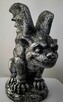 Duży srebrny metalizowany gargulec gargoyle figura demona - 8